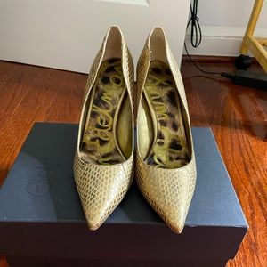 Like new worn once Sam Edelman snake print gold pumps. About 4in heel